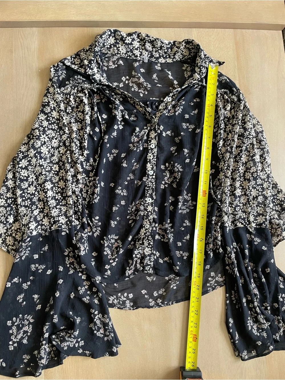 Free People Serena Printed Blouse in Black - Picture 13 of 14